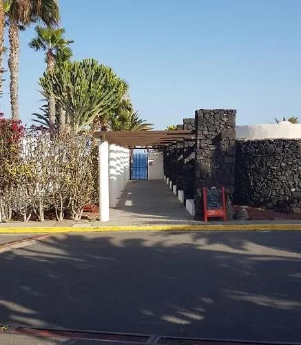 Playa Roca Costa Teguise